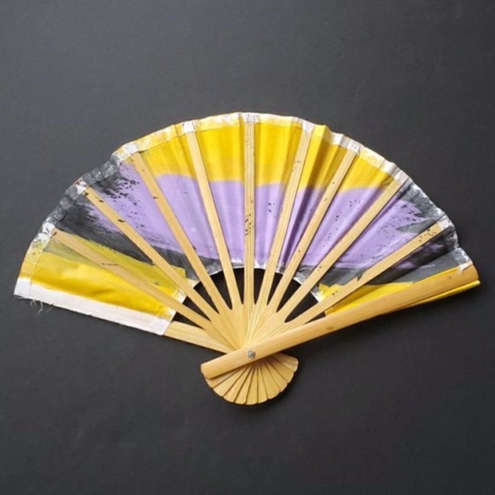 Decorative hand painted fan - Picture 6 of 8